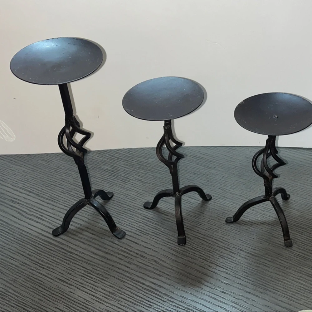 Elegant Dark Brown Metal Candle Holder Set